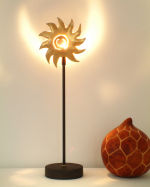 designov  kovov stoln lampa SOLE zlat