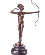 bronzov socha Art Deco ena s lukem - pohled 1 - www.glancshop.cz