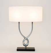 designov stoln lampa MONUMENTO