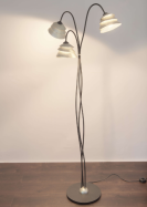 designov stojac lampa SNAIL ONE stbrn