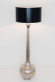 designov stojac lampa MAESTRO ern - pohled 1 - www.glancshop.cz
