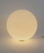 designov stoln lampa MOON GRANDE