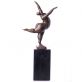 modern bronzov socha na mramorovm podstavci ensk akt 88 - pohled 1 - www.glancshop.cz