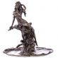 bronzov� socha �ena s lekn�ny 42 - pohled 1 - www.glancshop.cz