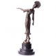 bronzov socha na mramorovm podstavci Tanenice 118 - pohled 3 - www.glancshop.cz