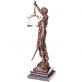 bronzov socha na mramorovm podstavci Justitia 78 - pohled 4 - www.glancshop.cz