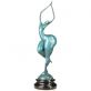 modern� barevn� bronzov� socha na mramorov�m podstavci 81 - pohled 1 - www.glancshop.cz