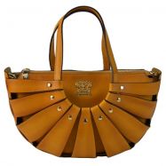 d�msk� ko�en� ta�ka Pratesi Lucolena 1