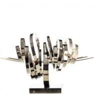 modern� socha z nerez oceli na mramorov�m podstavci 8