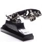 bronzov� pochromovan� socha na mramorov�m podstavci 82 - pohled 3 - www.glancshop.cz