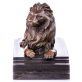 bronzov� socha lva na mramorov�m podstavci 84 - pohled 2 - www.glancshop.cz