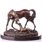 bronzov� socha kon� s h��b�tem na mramorov�m podstavci 87 - pohled 1 - www.glancshop.cz